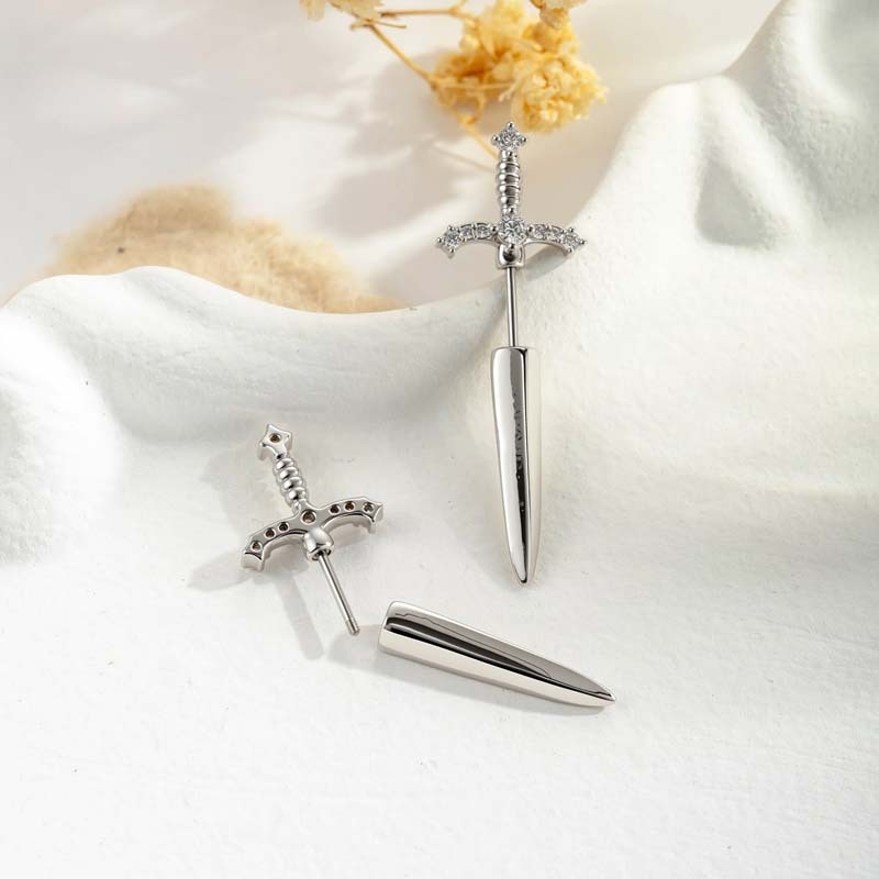 Auskaru pīrsinga rotājums ar krusta zobu formas dizainu, metāls, diamanīta apdare, unisex, neparasts stils