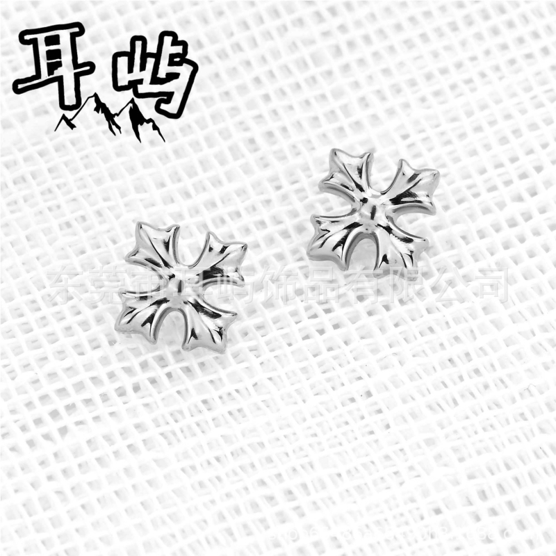 Cercei Crow Heart din aliaj titan, lustruite, model F136/G23