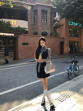 Set T-shirt pentru femei din două piese, guler înalt, mâneci lungi, material modal-spandex, stil girly, slim-fit