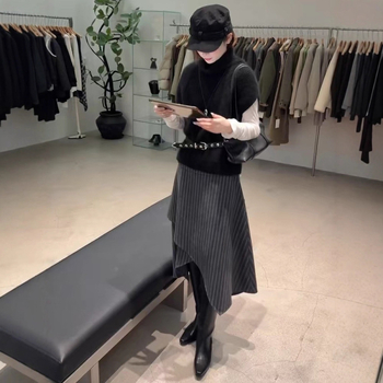 Costum damă cu vestă și fustă lungă, poliester, iarnă 2025, stil casual