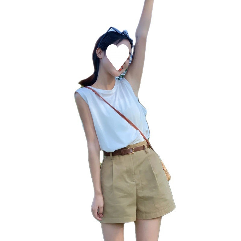 Costum feminin din două piese: vestă fără mâneci și pantaloni cu lungime de cinci puncte pentru femei; stil colegial, retro literatură-artă; poliester 30–50%