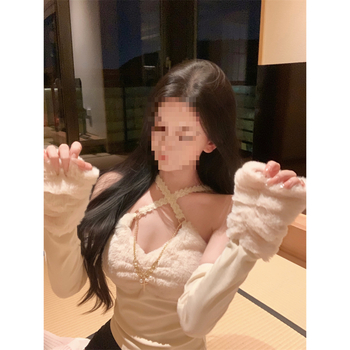 Top camisolă cu mâneci pufoase, bretele subțiri, croială în formă de A, lungime ultra-scurtă, țesătură plasă