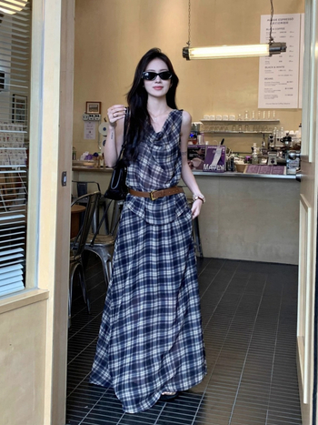 Set vintage carouri: top fără mâneci și fustă cu talie înaltă, croială lejeră, poliester, primăvara 2025, stil proaspăt și dulce, eleganță franțuză