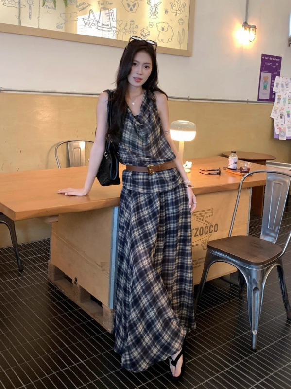 Set vintage carouri: top fără mâneci și fustă cu talie înaltă, croială lejeră, poliester, primăvara 2025, stil proaspăt și dulce, eleganță franțuză