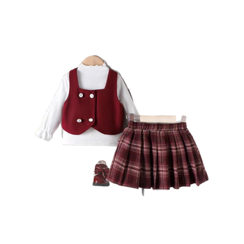 Costum fetițe din trei piese: vestă cu nasturi dubli, top cu mânecă lungă și fustă în carouri; 95% bumbac