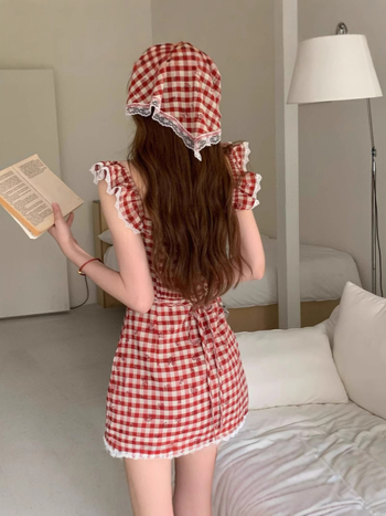 Rochie retro în carouri cu guler păpușă, fără mâneci, talie înaltă, poliester