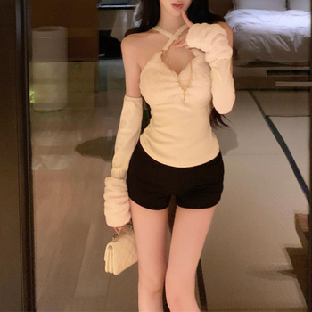 Top s krznenim detaljima na rukavima, ultra tanke naramenice, A-linija kroja, 3D uzorak, poliester mrežasti materijal