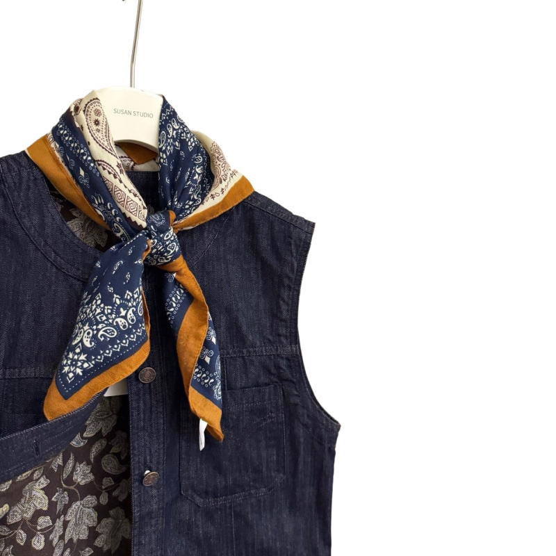 Vesta damă cu decolteu în V, țesătură rayon cu amestec lână de oaie, primăvara 2025