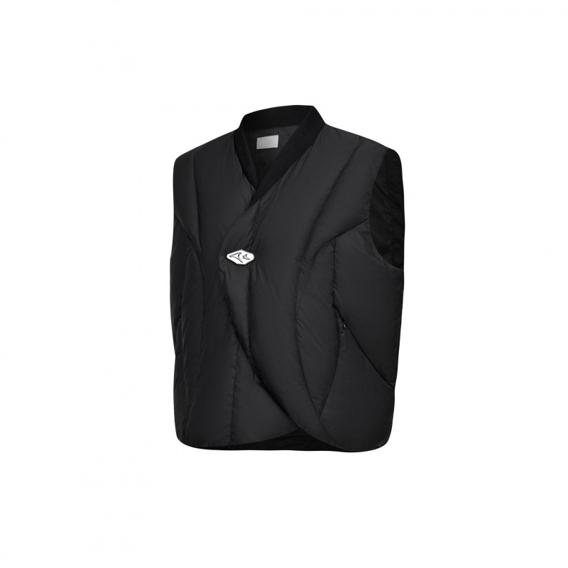 Vesta slim-fit cu glugă din corduroy, guler în V, un nasture, dungat, iarna 2025