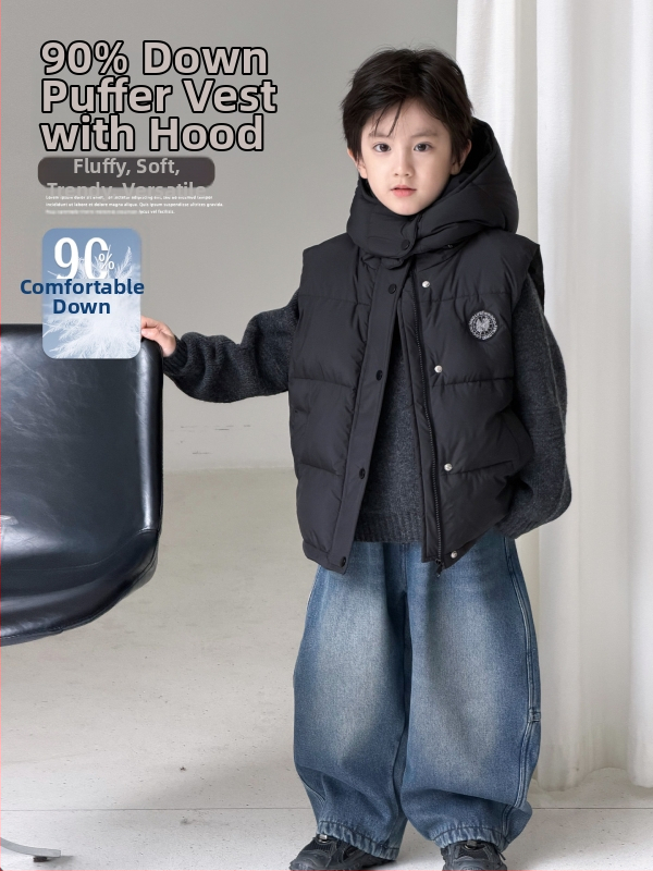 Bērnu ziemas pūkaina veste zēniem ar kapuci, īss griezums, brīvs siluets, pūkas saturs 86–90%