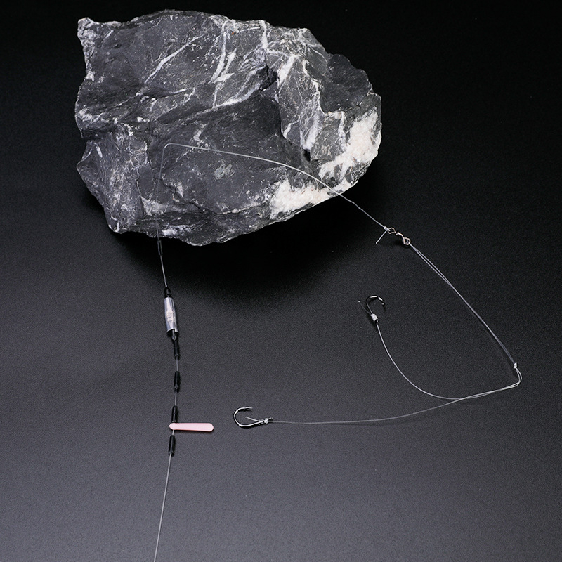 Set za ribolov za početnike: udice, najlon linija i dodaci za plovak; Materijal: najlonsko užad; Marka: Xinyang; Pogodno za rezervoare jezera