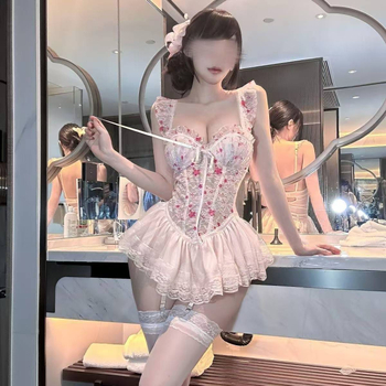 Σετ εσωρούχων push-up με επένδυση στήθους, αμάνικη γιλέκα με τιράντες και φούστα με ρυθμιζόμενες τιράντες — πολυεστέρας, λεπτό ύφασμα 121–140 g/m²