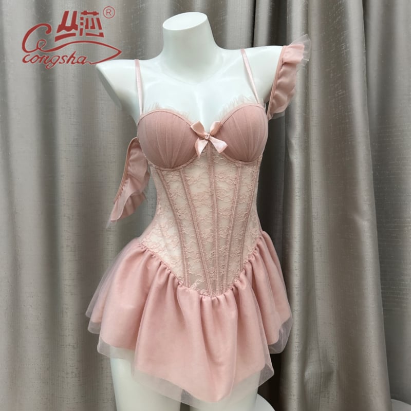 Σετ εσωρούχων: δαντελένιο σουτιέν με οστά ψαριού, πλέγμα, νάιλον