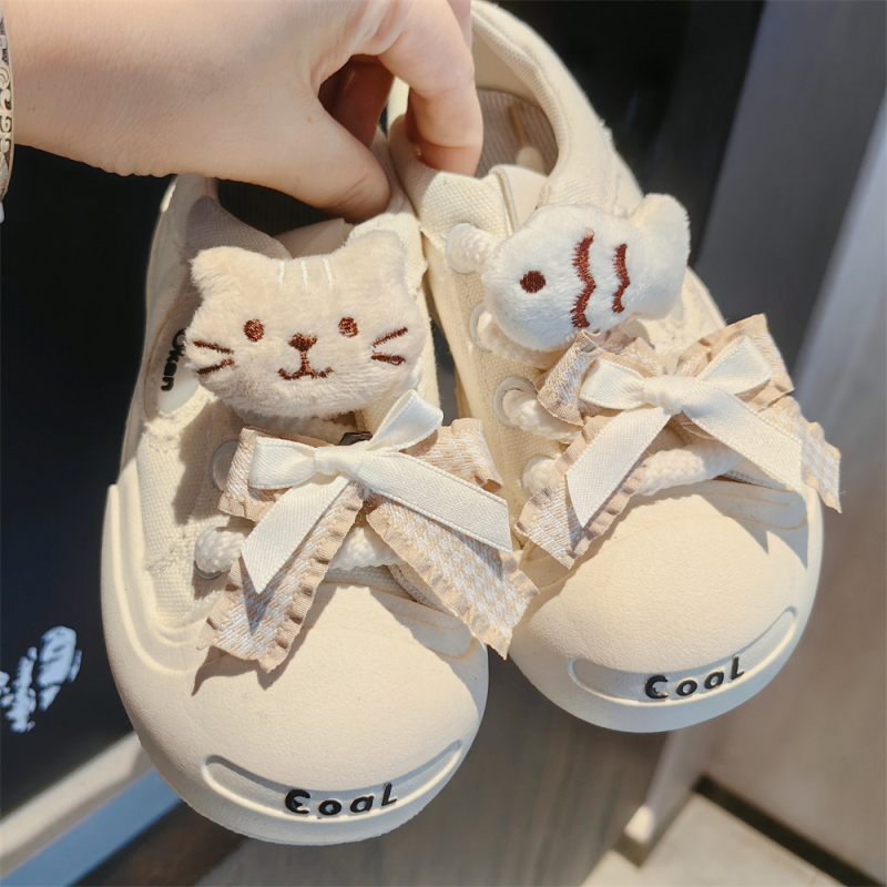 Kaķēnu motīva auklas sprādze bērnu kurpēm, pūkaina dekorācija (piemērots tenisiem, ādas kurpēm, ikdienas un auduma kurpēm)