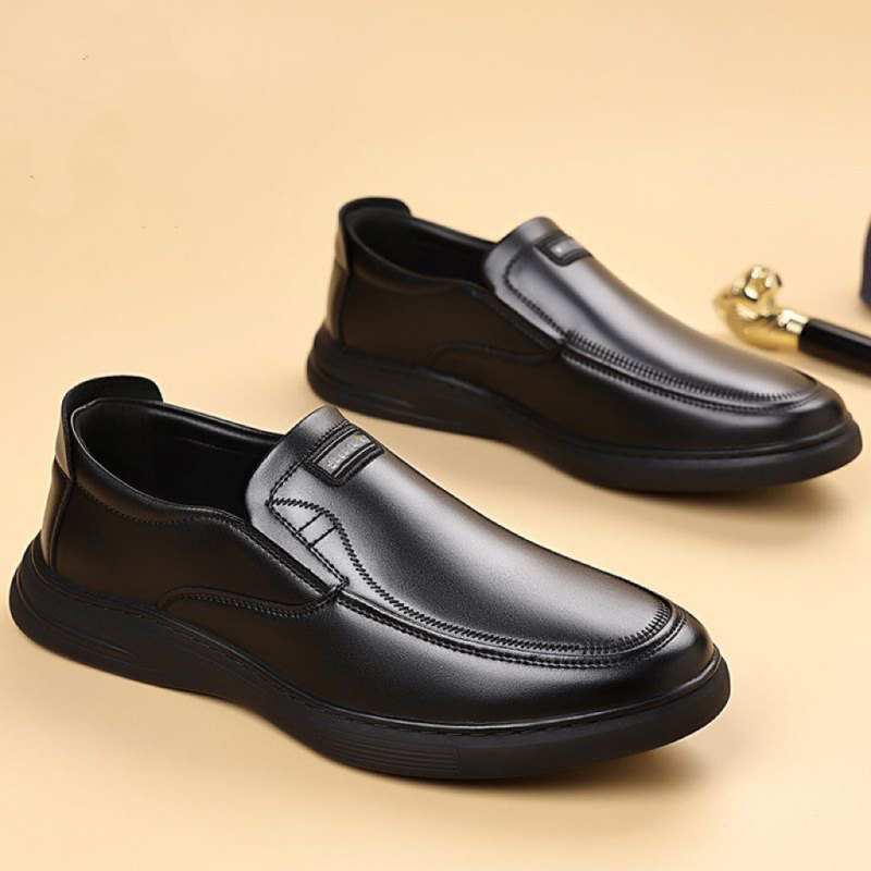 Muške PVC kišne čizme, niskog kroja, plastični gornji dio, plastična potplata, PVC ulošak, bez podloge