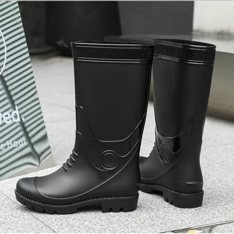 Vīriešu augstās lietus kurpes – PVC augšdaļa, gumijas zole, ūdensnecaurlaidīgas, pretslīdošas