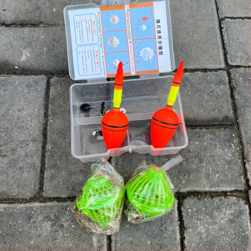 Set za morski ribolov s štapom i linijom, uključuje udice, olovne tegove i space beads — Marka: Morning fish fun; Materijal: Plastika; Kategorija: Ribolovna oprema