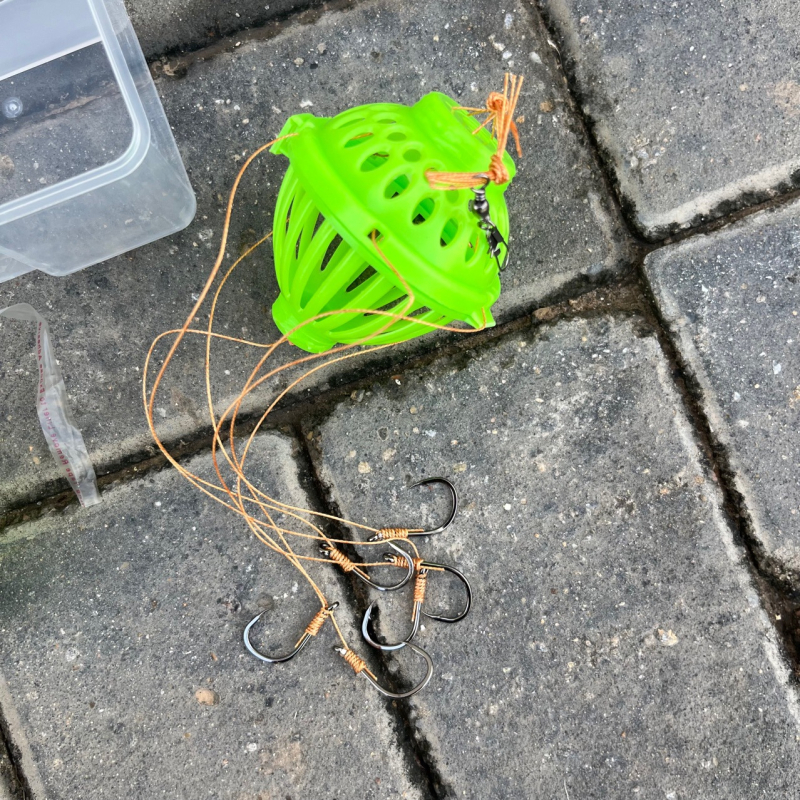 Set za morski ribolov s štapom i linijom, uključuje udice, olovne tegove i space beads — Marka: Morning fish fun; Materijal: Plastika; Kategorija: Ribolovna oprema