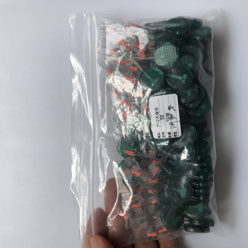 Set linije Space Bead za ribolov – silikon, 7+2 mrljastih zrna, prozirna zrna