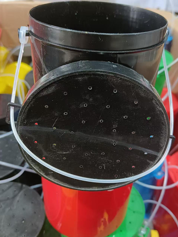 Prozračni koš za žive mamce s poklopcem i ručkom, kutija za crve