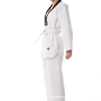 Bērnu Taekwondo apģērbs; elpojošs ķīmisko šķiedru maisījums; audums 30% maisījums; oderes kokvilnas maisījums ar 25% poliesteri