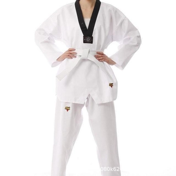 Bērnu Taekwondo apģērbs; elpojošs ķīmisko šķiedru maisījums; audums 30% maisījums; oderes kokvilnas maisījums ar 25% poliesteri