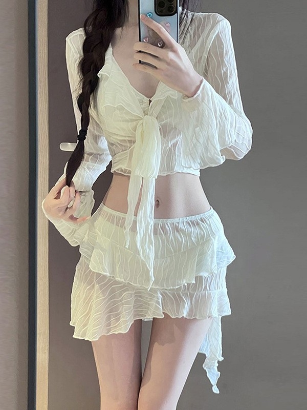 Dvodjelni bikini set - elegantan, prozračan kroj, vizualno sužava siluetu, seksi kupaći kostim za odmor na moru