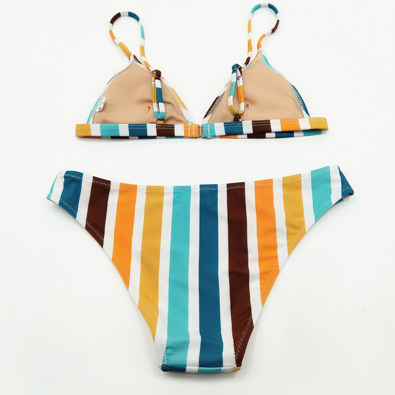 Costum de baie triangle bikini cu model în dungi, elasticitate înaltă, cu cupe căptușite, material poliester, căptușeală 95% poliester