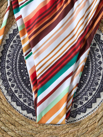 Bikini triunghiular dungat, cu burete pentru bust, spate gol;_costum de baie pentru femei, poliester, 200 g; căptușeală poliester cu 82% elastan