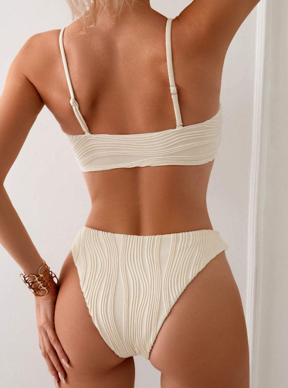 Jednobojni bikini kupaći kostim, bez rukava, plisiran, s jastučićem za prsa, seksi i tijesnog kroja, europsko-američki stil; najlon 80% / spandeks 20% podstava, 300 g