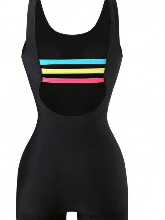 Dvostruki ženski bikini s jastučicama za prsa, poliester 85% elastan, podstava 15% elastan, 300 g