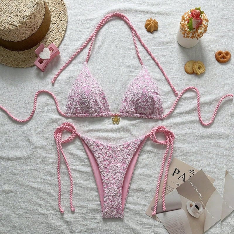 Ženski dvodijelni bikini kupaći kostim, poliester tkanina; sastav tkanine 95% poliester; podstava poliester; jastučić za prsa uključen