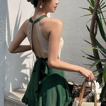 Ženski dvodijelni kupaći kostim u stilu haljine, halter vrat, jastučić za prsni koš, nylon/poliester materijal