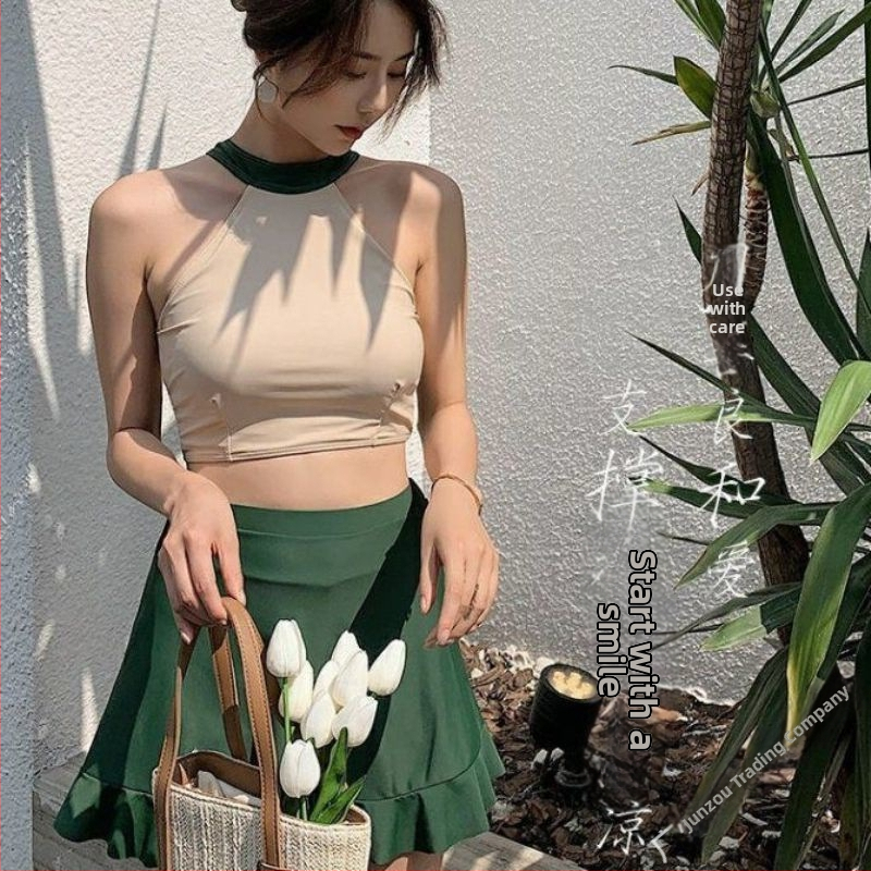 Ženski dvodijelni kupaći kostim u stilu haljine, halter vrat, jastučić za prsni koš, nylon/poliester materijal