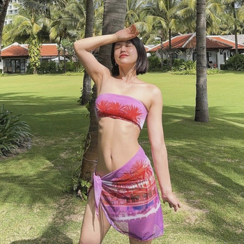 Ženski trodijelni bikini set sa suknjicom, bez naramenica, najlon materijal s Lycra podlogom, visokog struka, brzo sušenje, jastučići u grudnjaku