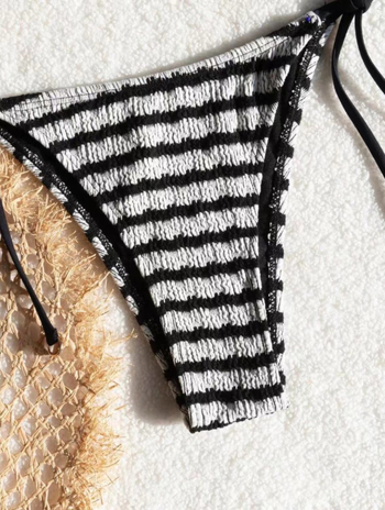 Costum de baie bikini, în dungi, fără bretele, decupat în spate, poliester