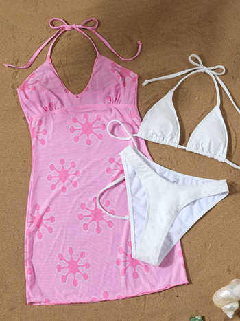 Ženski bikini set od tri dijela sa cover-upom: uski, bez leđa, izdržljiv; materijal poliester 82%, podstava 18% elastan; težina 250 g; čelična potpora i jastučić za prsa