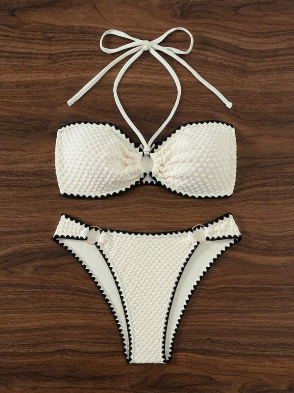 Bikini halter cu pernă pentru bust, accent dantelat, poliester 82%, căptușeală 18%, 150 g