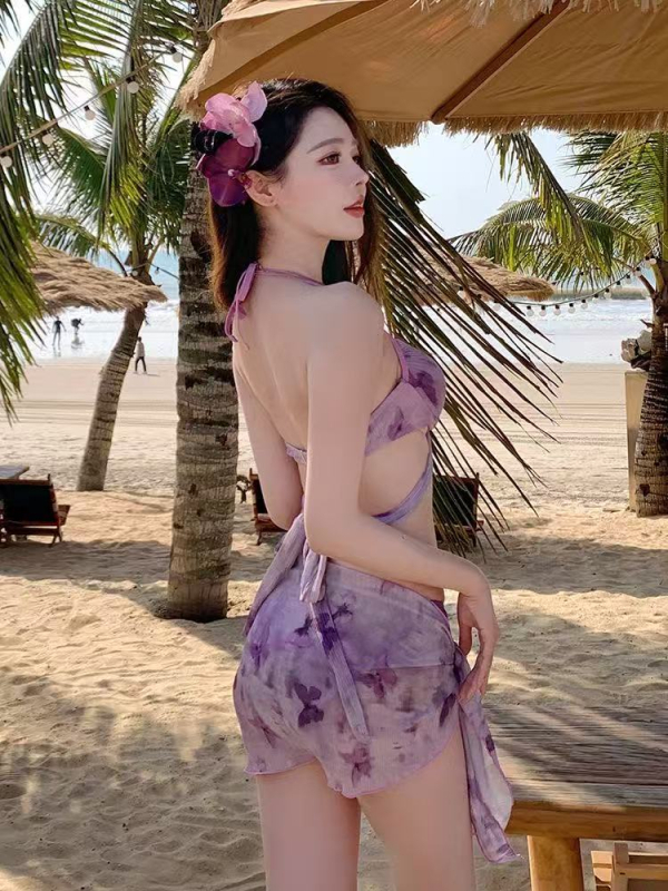 Set de baie din trei piese cu design split, cu întărire și bureți, material Milk Silk, imprimeu cu flori rupte