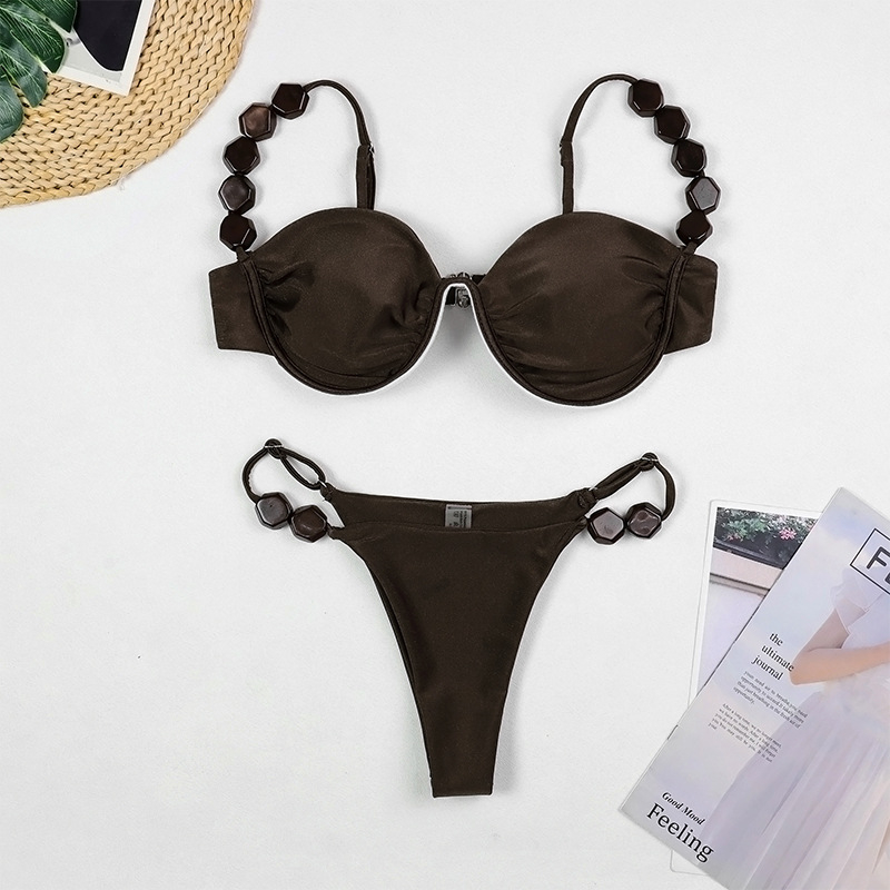 Bikini s čeličnom podrškom i jastučićem za dojke, materijal 80% najlon, 20% poliester, masa 170 g, bez naramenica