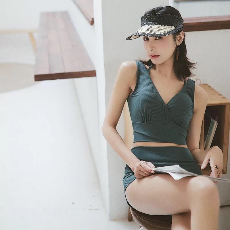 Ženski bikini set od tri dijela s pokrivenim trbuha i trokutastim gornjim dijelom (Najlon; podstava od poliestera; jastučići za dojke; bez metalne potpore)