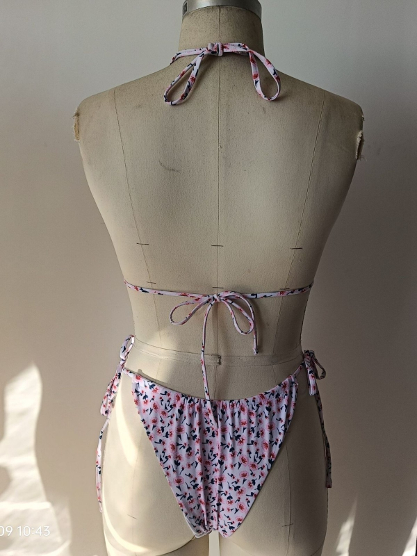 Ženski cvjetni bikini – trokutasti top za plažu
