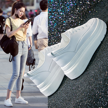 Moteriški platforminiai sportbačiai moterims su aukštinančia platforma, Korėjietiško stiliaus, mikropluošto viršus, PU padukas, kulno aukštis 6–8 cm