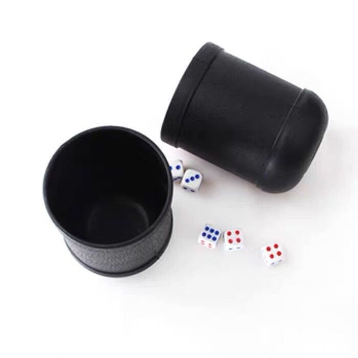 Двоен комплект чаши за зарове със шейкър (ABS)