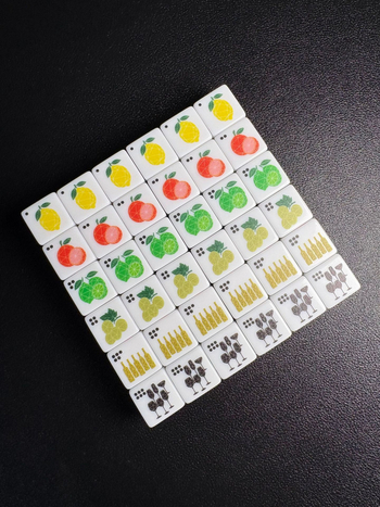 Акрилни зарчета за настолни игри, дизайн: правоъгълен ъгъл, форма: друга, кутия с 15000 капсули, персонализируеми