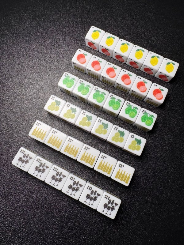 Акрилни зарчета за настолни игри, дизайн: правоъгълен ъгъл, форма: друга, кутия с 15000 капсули, персонализируеми