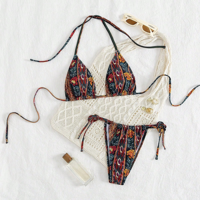 Dviejų dalių maudymosi kostiumėlis su kaklo raišteliu, skaitmeninis spaudas, krūtinės užpildas, be plieno atramos, poliesteris 82% / pamušalas 18%