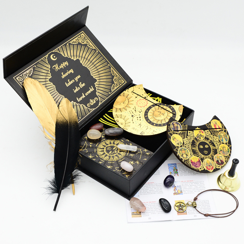 PVC Tarot set za stolnu igru (Materijal: PVC; Namjena: stolna kartaška igra; Pakiranje: OPP vrećica; Uzrast: 7–14 i 15–35)