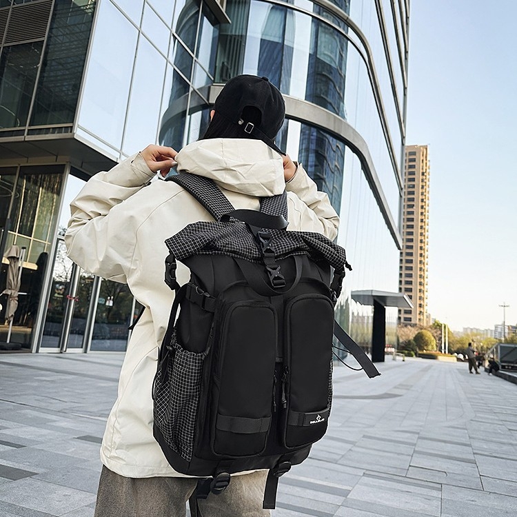 Rucsac unisex din nylon pentru călătorii de relaxare, capacitate 20–35L, compatibil cu laptop de 10 inch, curele de umăr curbate