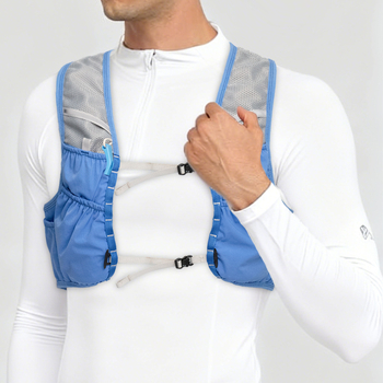 Ranac za cross-country trčanje — lagan, prozračan i otporan; unisex, poliester; ergonomske zakrivljene naramenice; za planinarenje, uspon i biciklizam